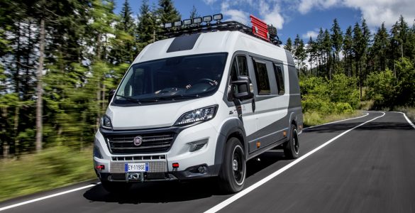 Ils transforment un Fiat Ducato GNV en camping-car pour un road-trip